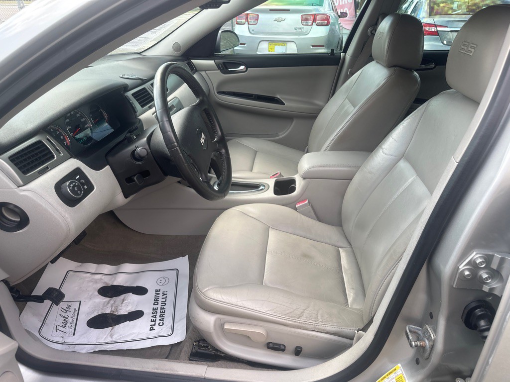 2008 Chevrolet Impala Image 11