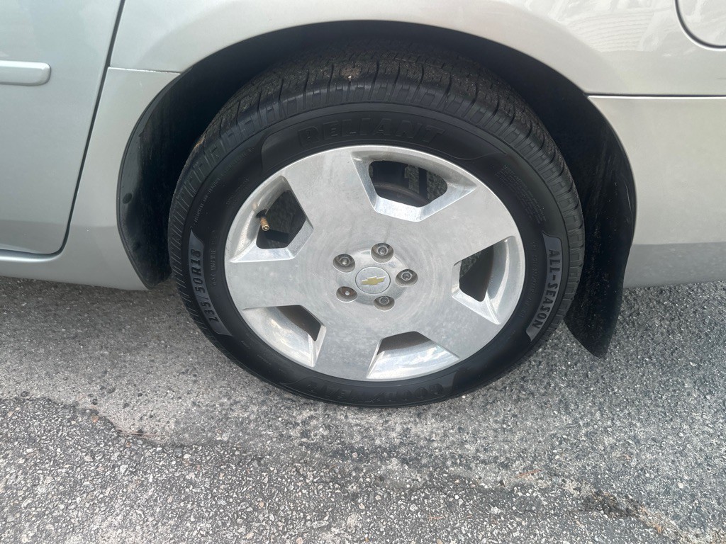 2008 Chevrolet Impala Image 18