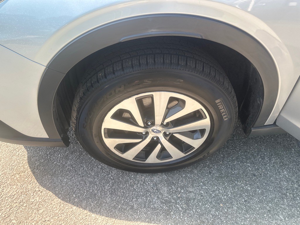 2022 Subaru Outback Image 17