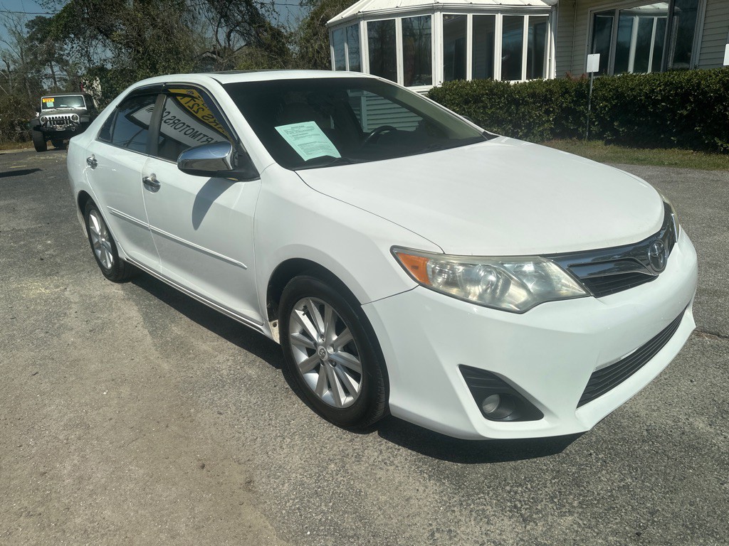 2012 Toyota Camry Image 7
