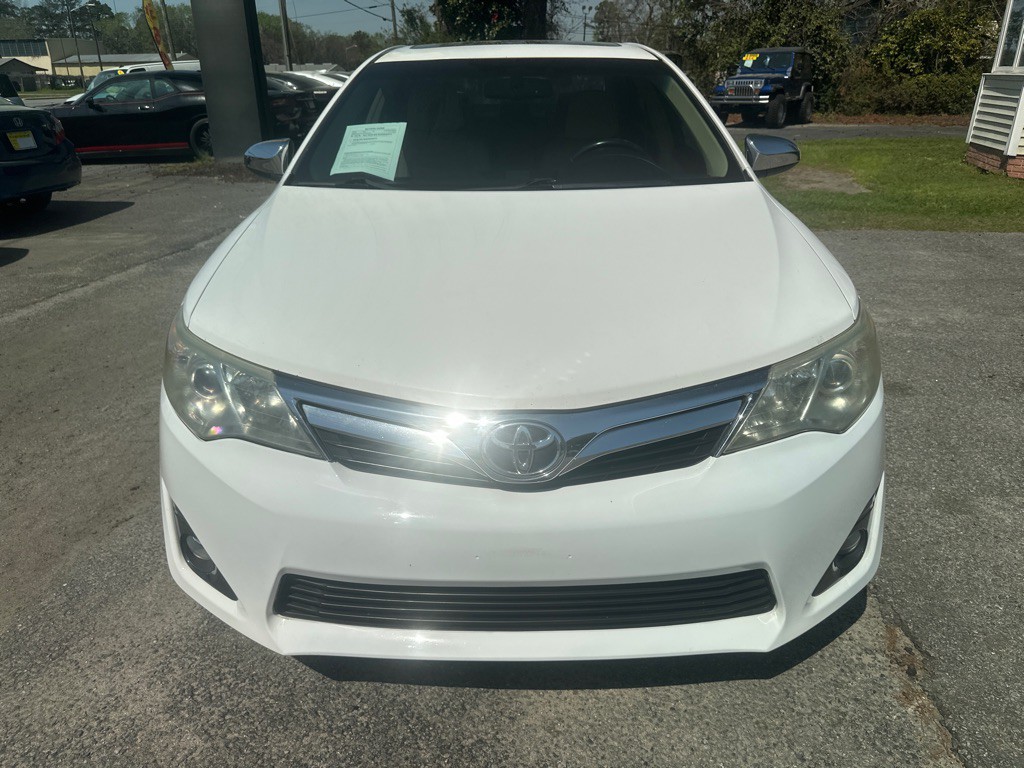 2012 Toyota Camry Image 8