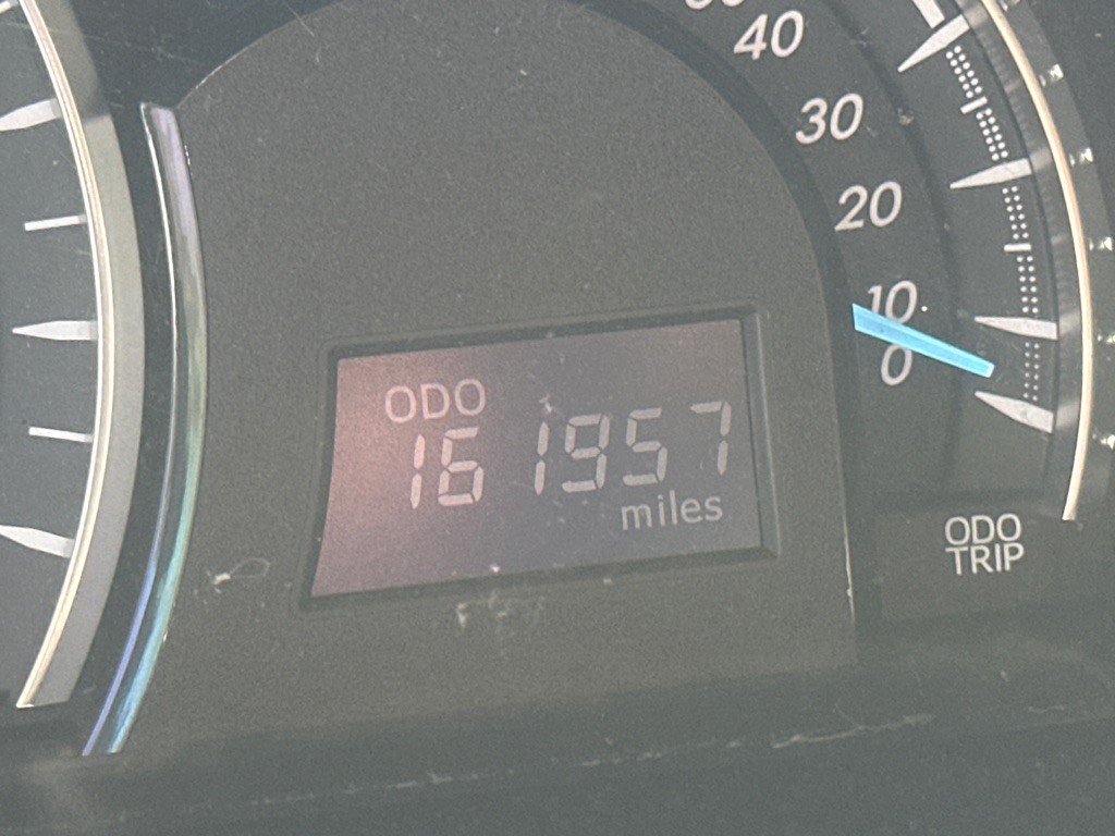 2012 Toyota Camry Image 9