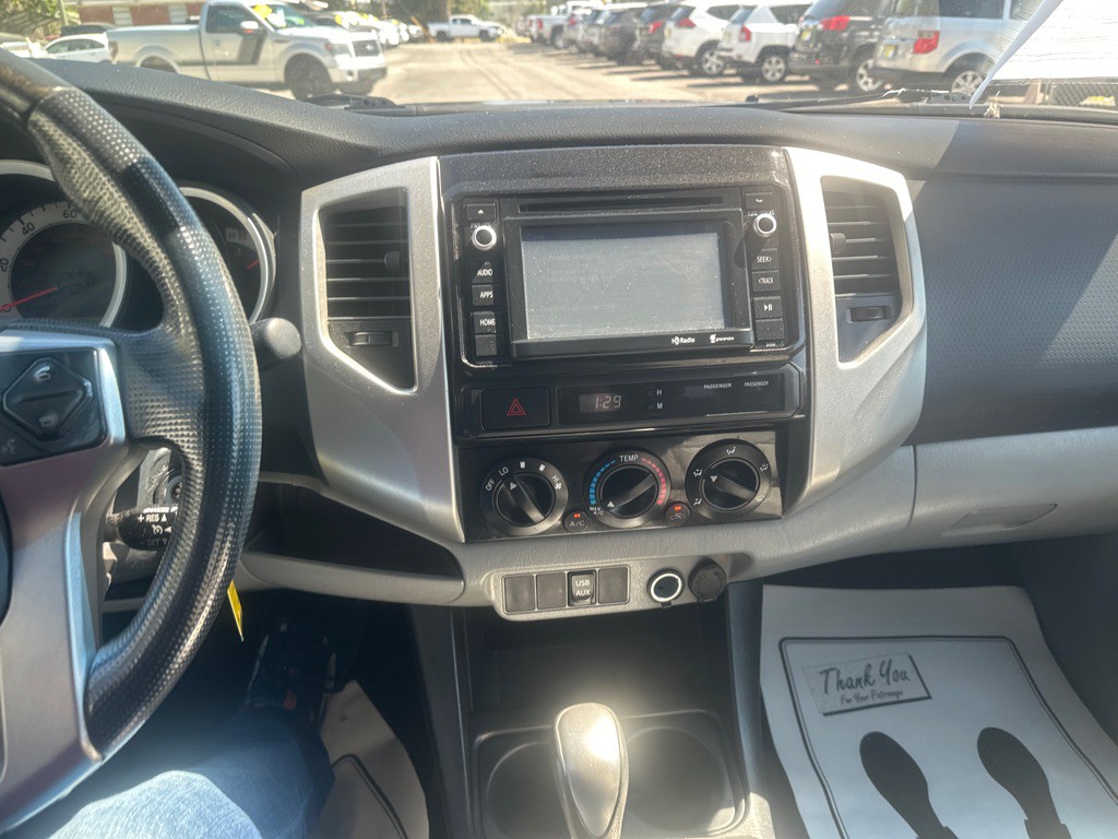 2014 Toyota Tacoma Image 10