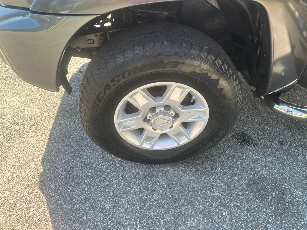 2014 Toyota Tacoma Image 17