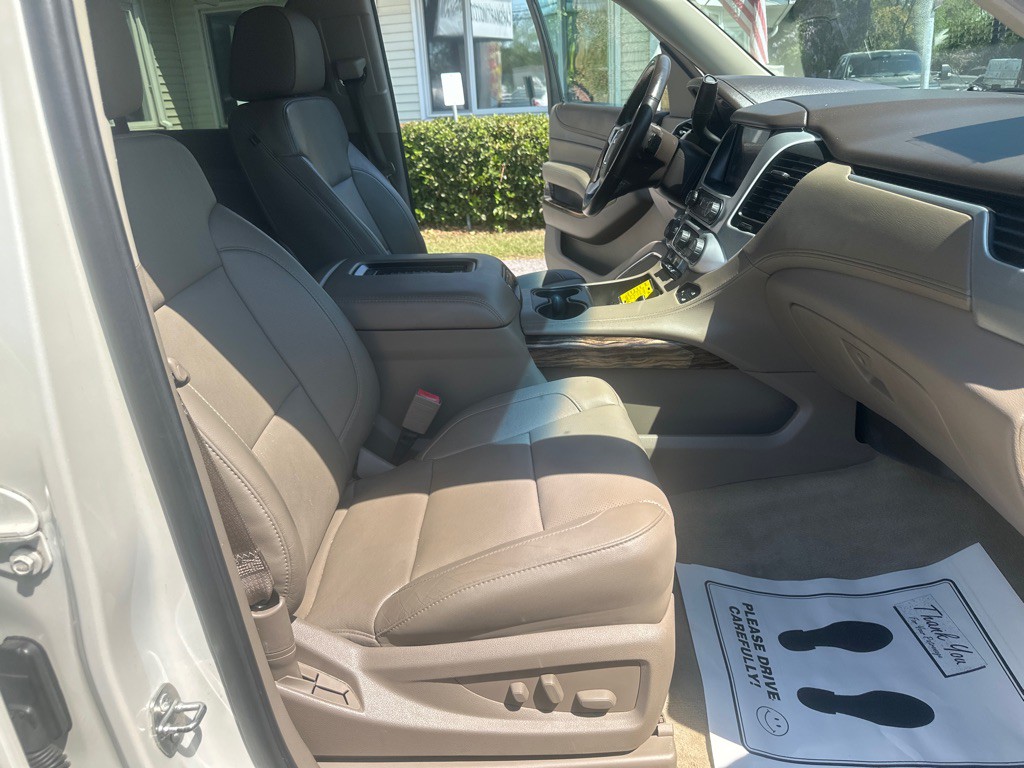 2015 GMC Yukon Image 17