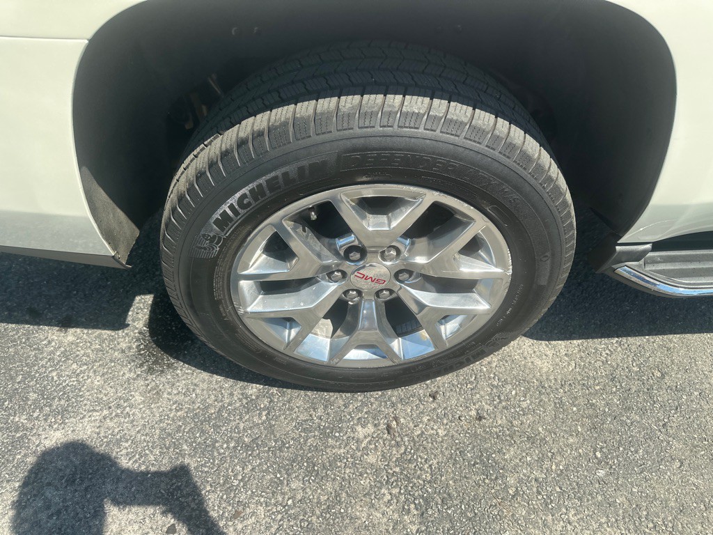 2015 GMC Yukon Image 21