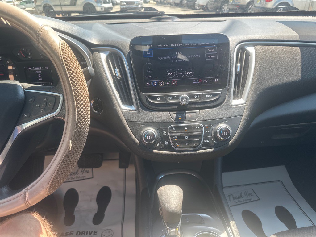 2022 Chevrolet Malibu Image 10