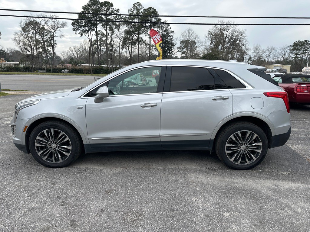 2017 Cadillac XT5 Image 2