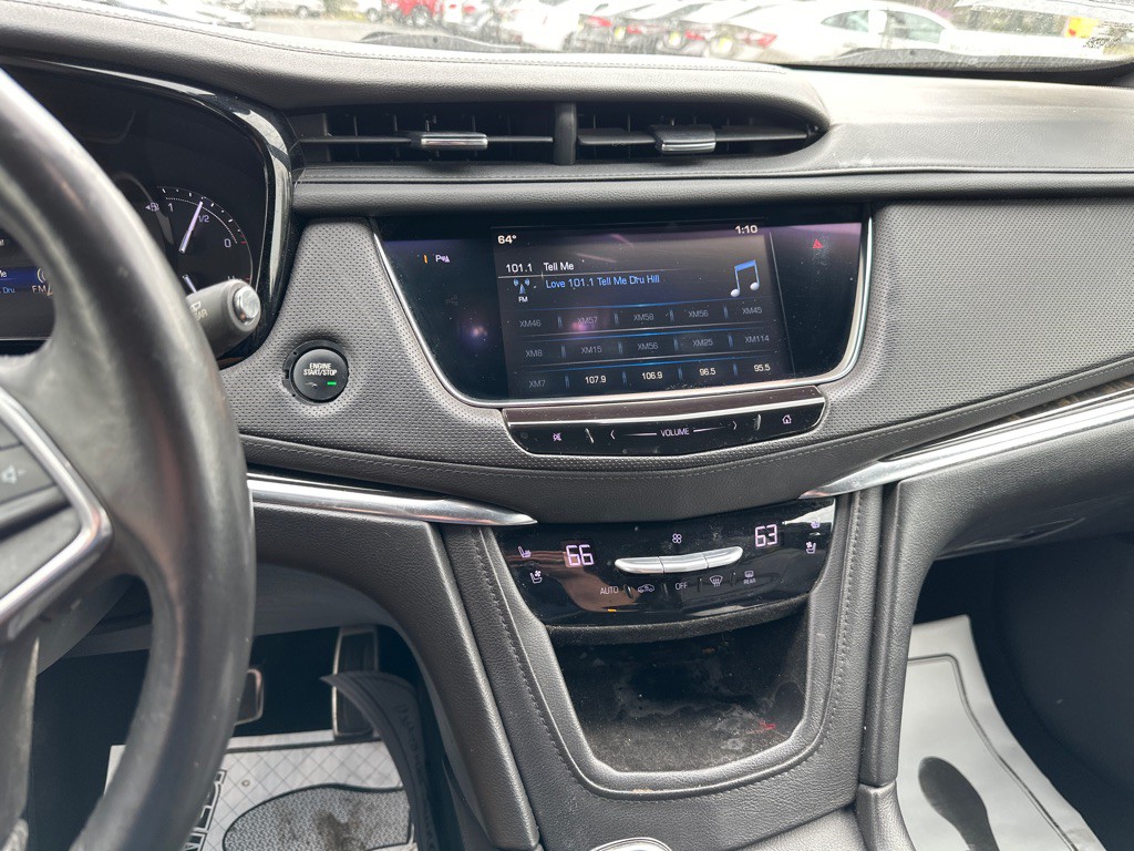 2017 Cadillac XT5 Image 9