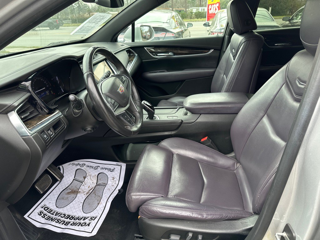 2017 Cadillac XT5 Image 10