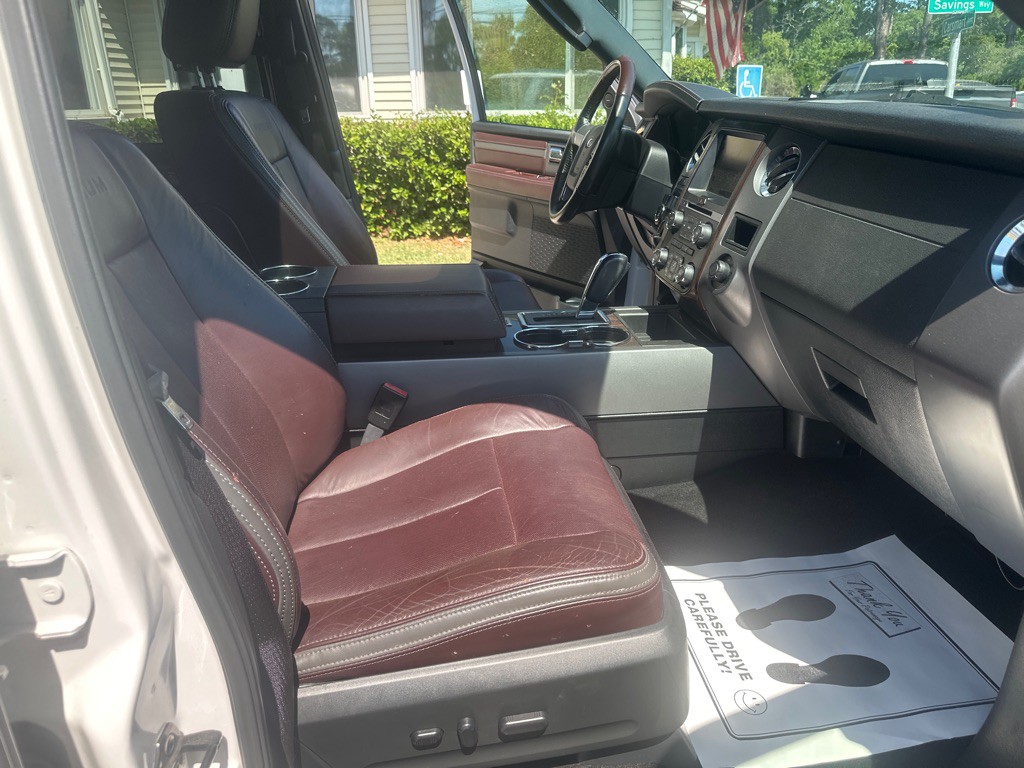 2015 Ford Expedition Image 17