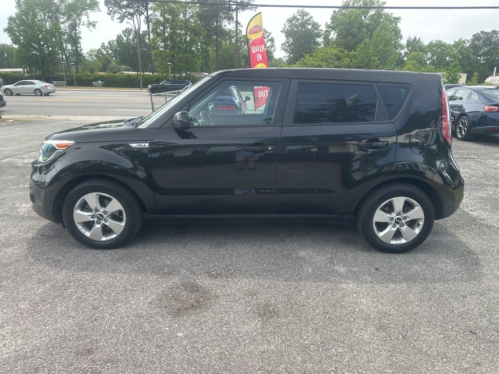 2019 Kia Soul Image 2
