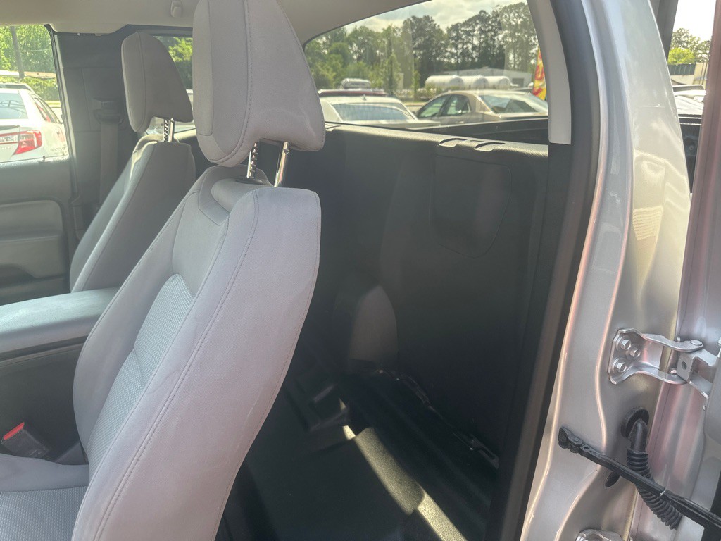 2018 Chevrolet Colorado Image 12