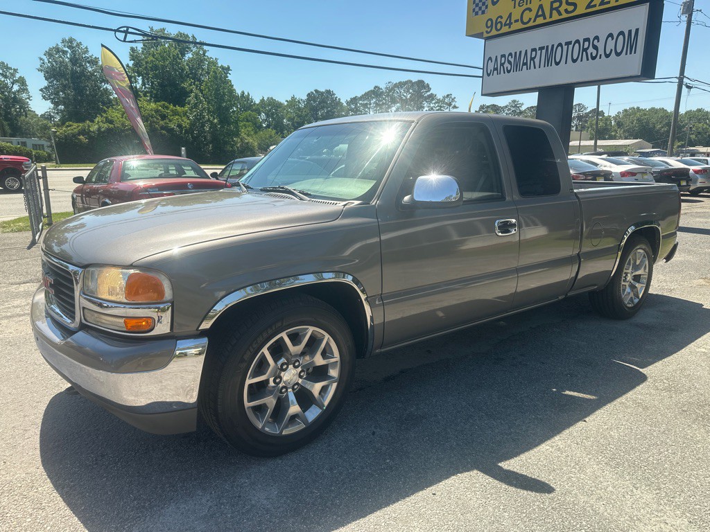 2001 GMC Sierra Image 1
