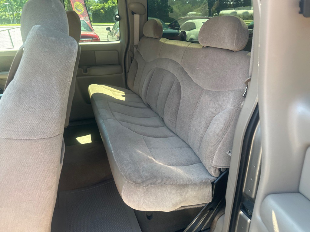 2001 GMC Sierra Image 12