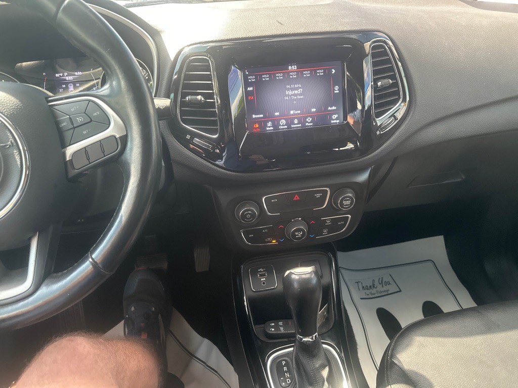 2020 Jeep Compass Image 10