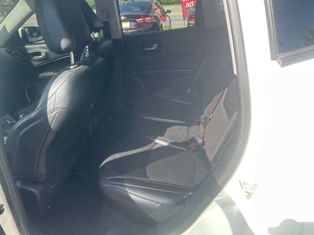 2020 Jeep Compass Image 12