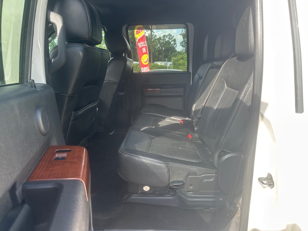 2015 Ford F-250 Image 12