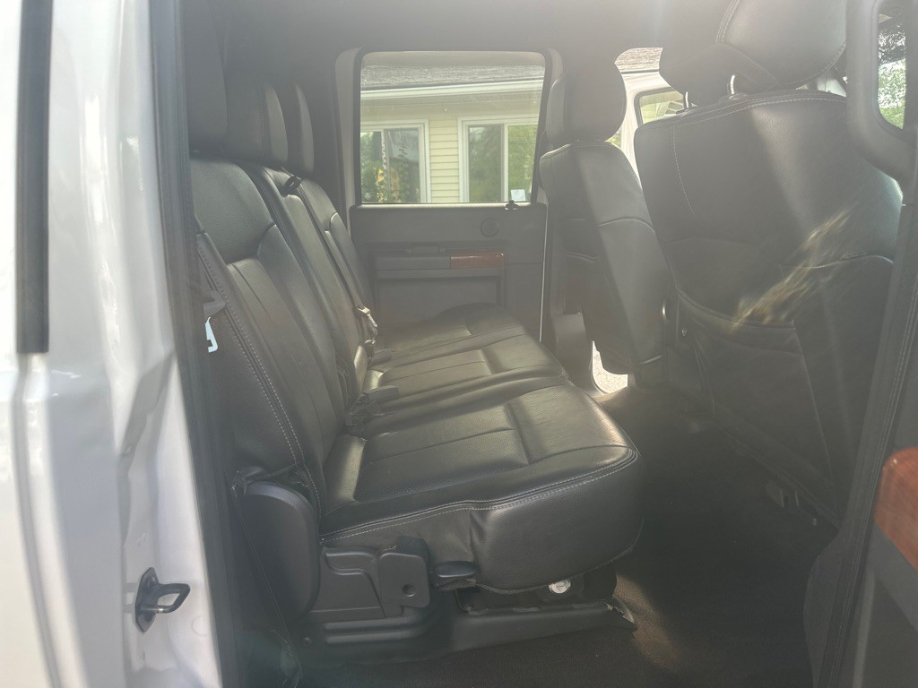 2015 Ford F-250 Image 14