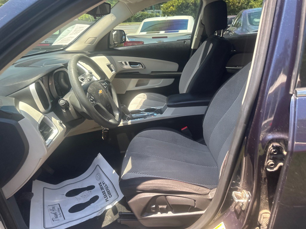 2017 Chevrolet Equinox Image 11