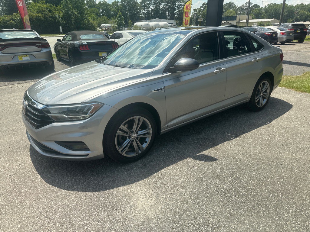 2019 Volkswagen Jetta Image 2