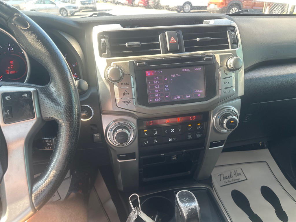 2013 Toyota 4Runner Image 10