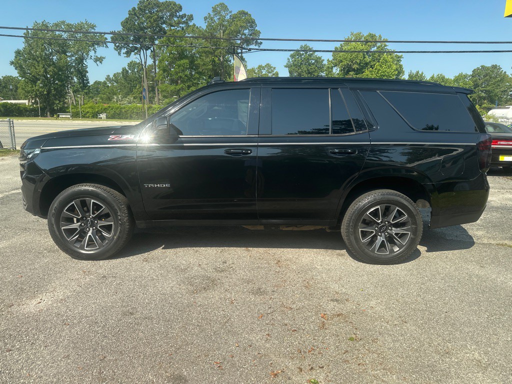2021 Chevrolet Tahoe Image 2