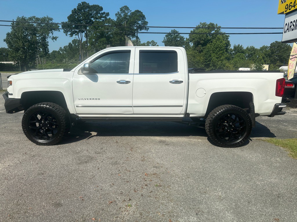 2017 Chevrolet Silverado 1500 Image 2