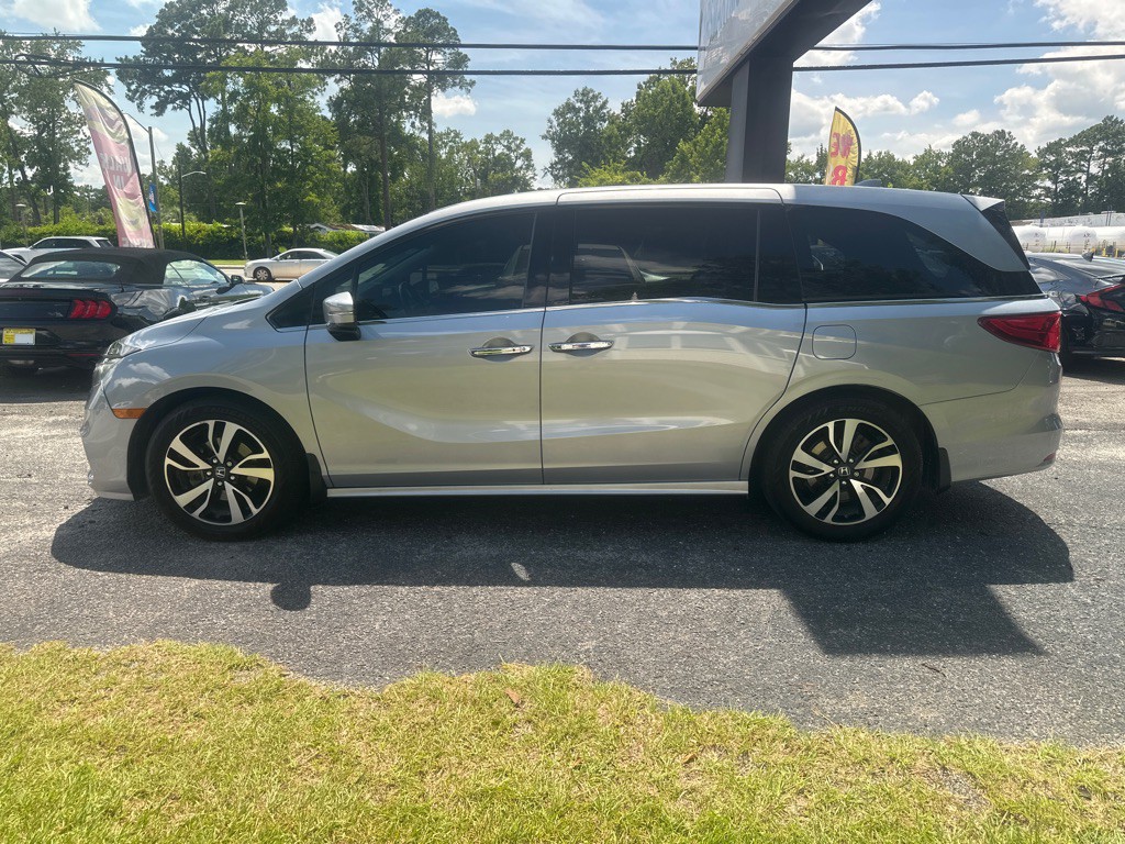 2018 Honda Odyssey Image 2