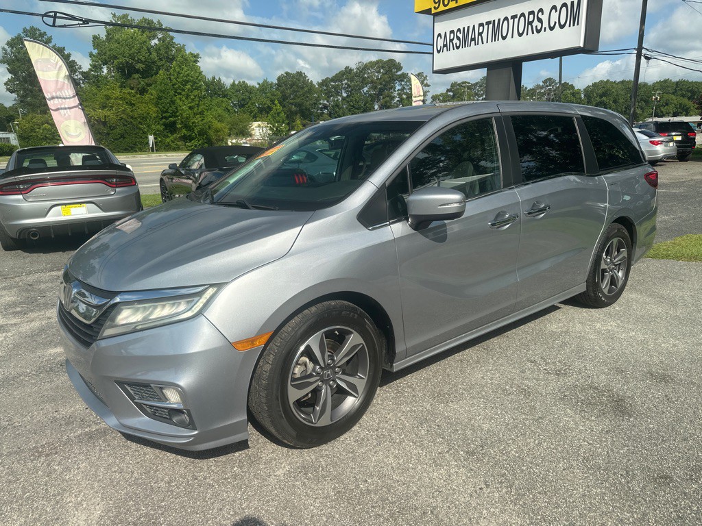 2018 Honda Odyssey Image 1