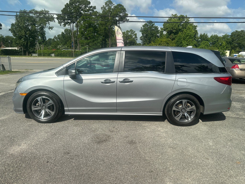 2018 Honda Odyssey Image 2