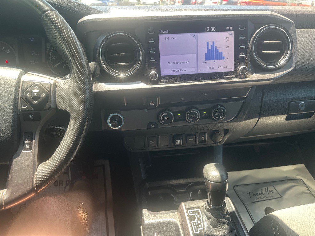 2020 Toyota Tacoma Image 10