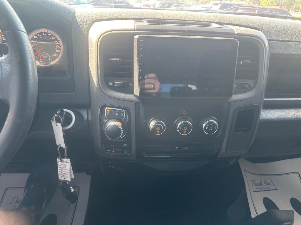 2015 RAM 1500 Image 10