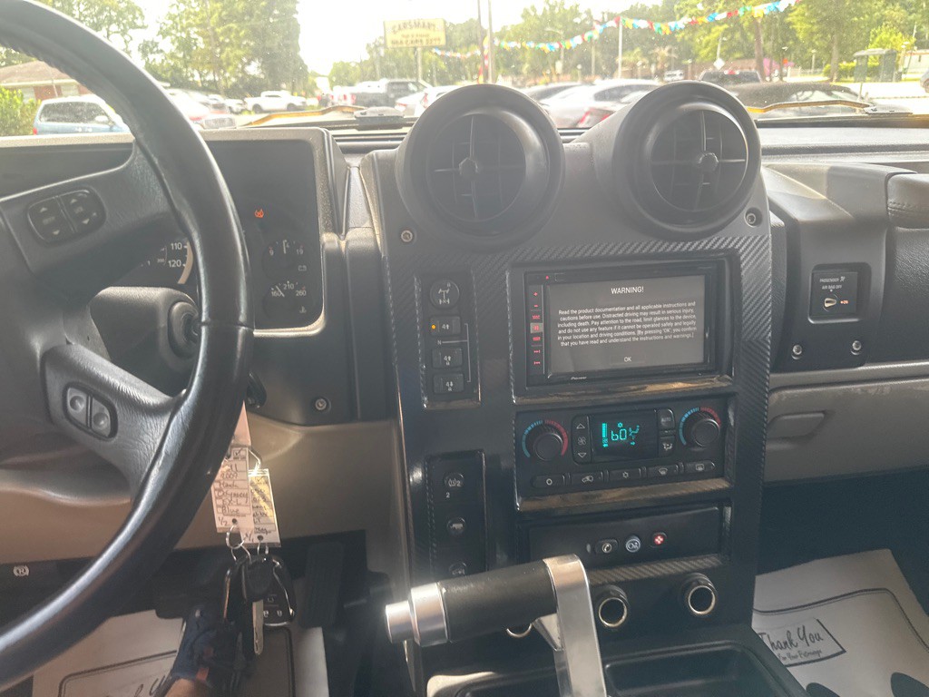 2006 HUMMER H2 Image 10