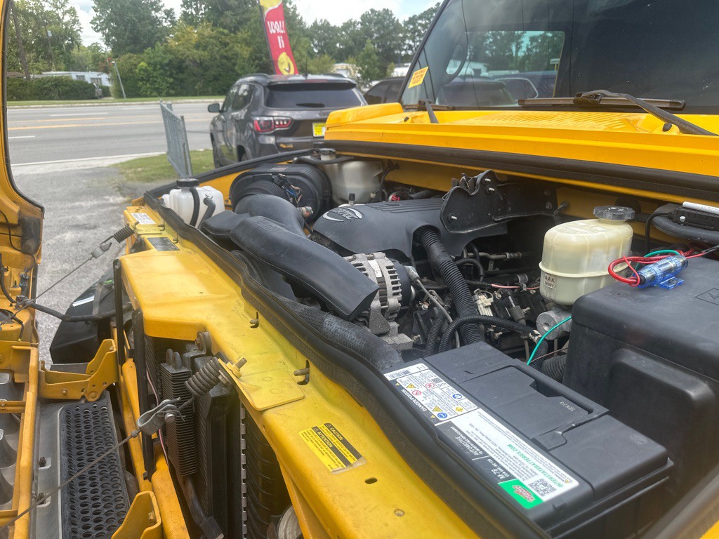 2006 HUMMER H2 Image 16