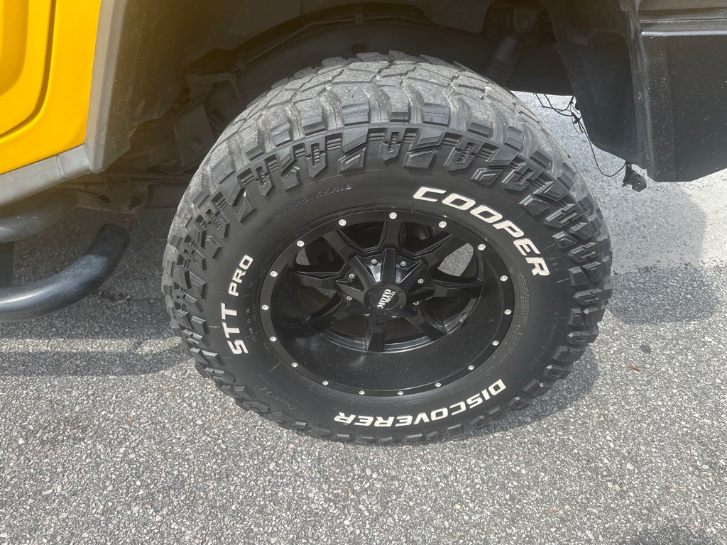 2006 HUMMER H2 Image 18
