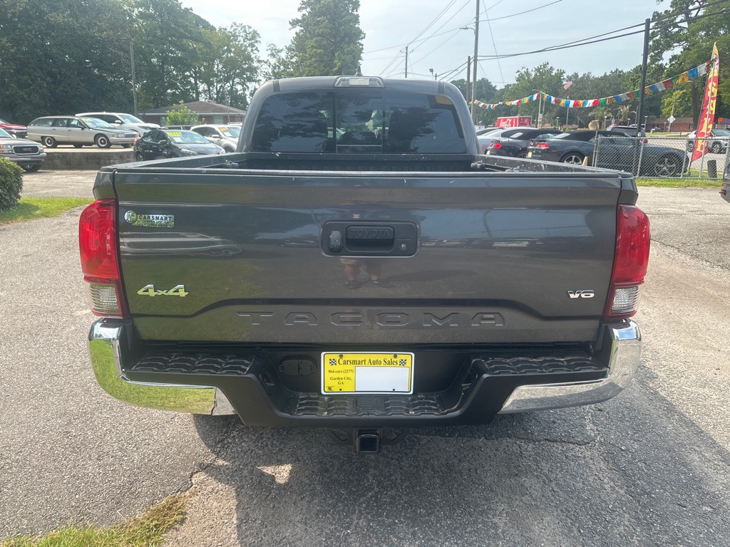 2019 Toyota Tacoma Image 4