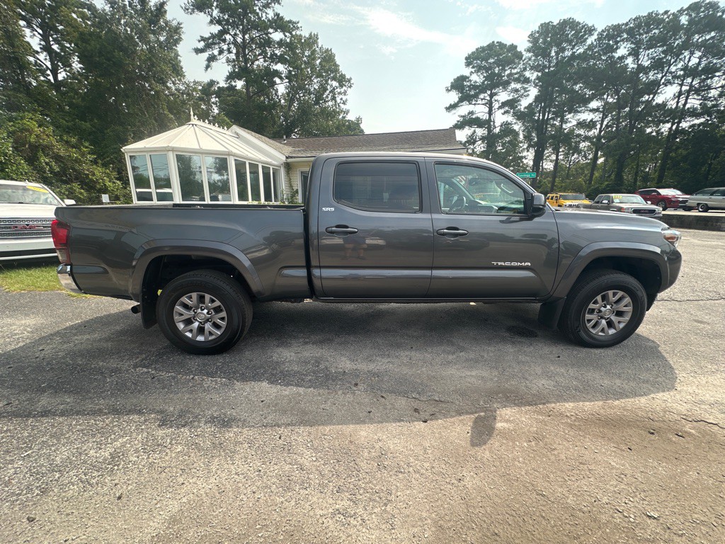 2019 Toyota Tacoma Image 6