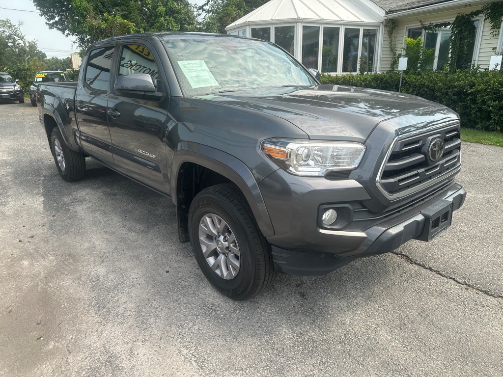 2019 Toyota Tacoma Image 7