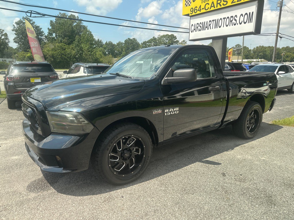2015 RAM 1500 Image 1