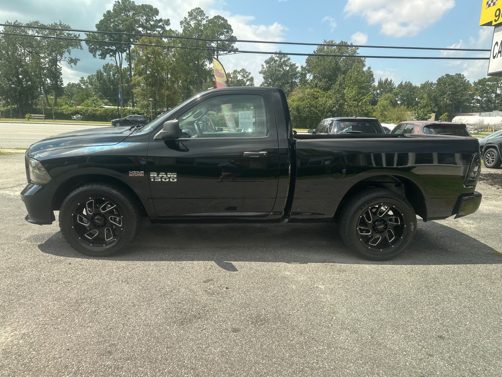 2015 RAM 1500 Image 2