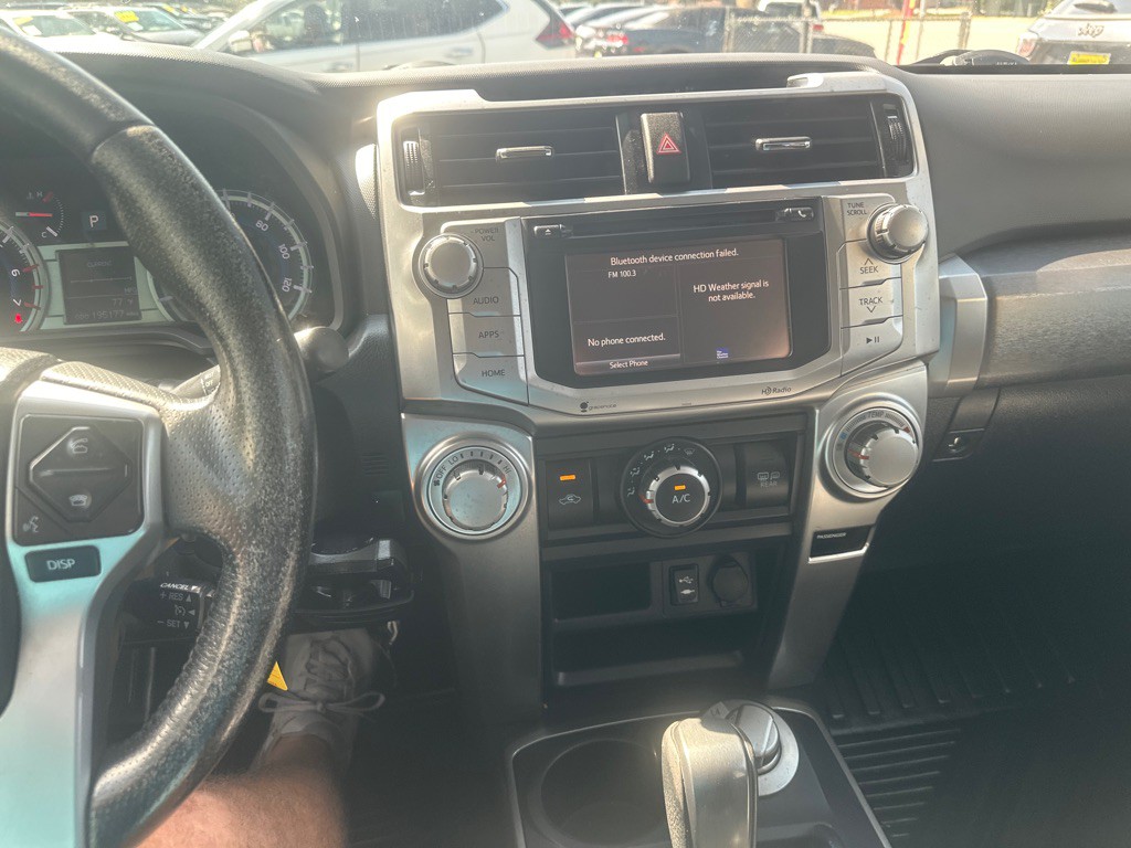 2014 Toyota 4Runner Image 10