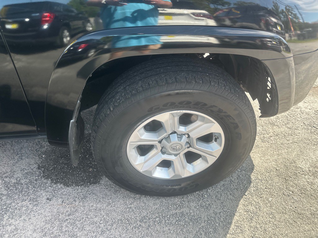 2014 Toyota 4Runner Image 20