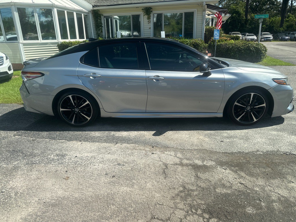 2019 Toyota Camry Image 6