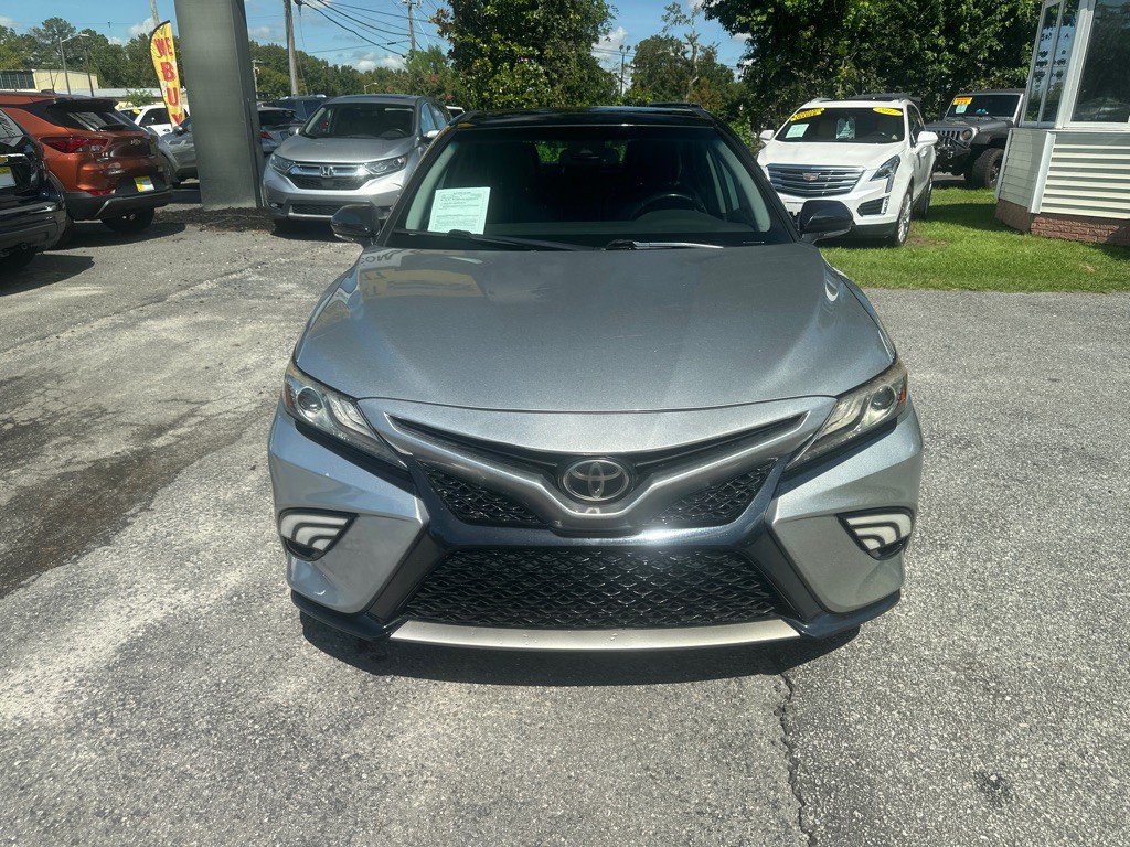 2019 Toyota Camry Image 8