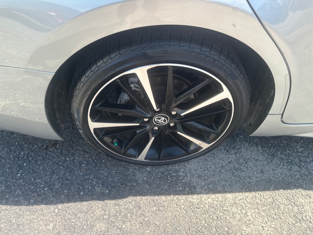 2019 Toyota Camry Image 19