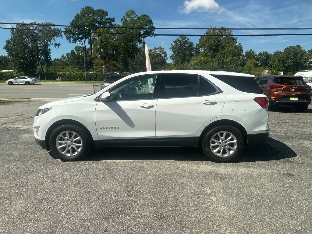 2018 Chevrolet Equinox Image 2