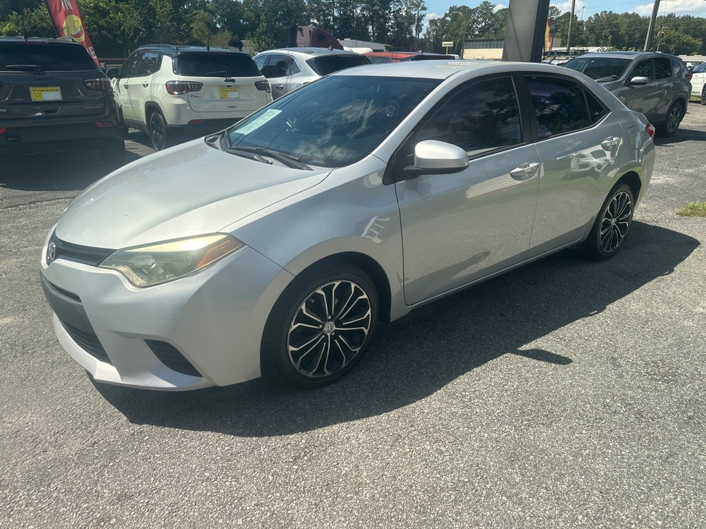 2016 Toyota Corolla Image 1