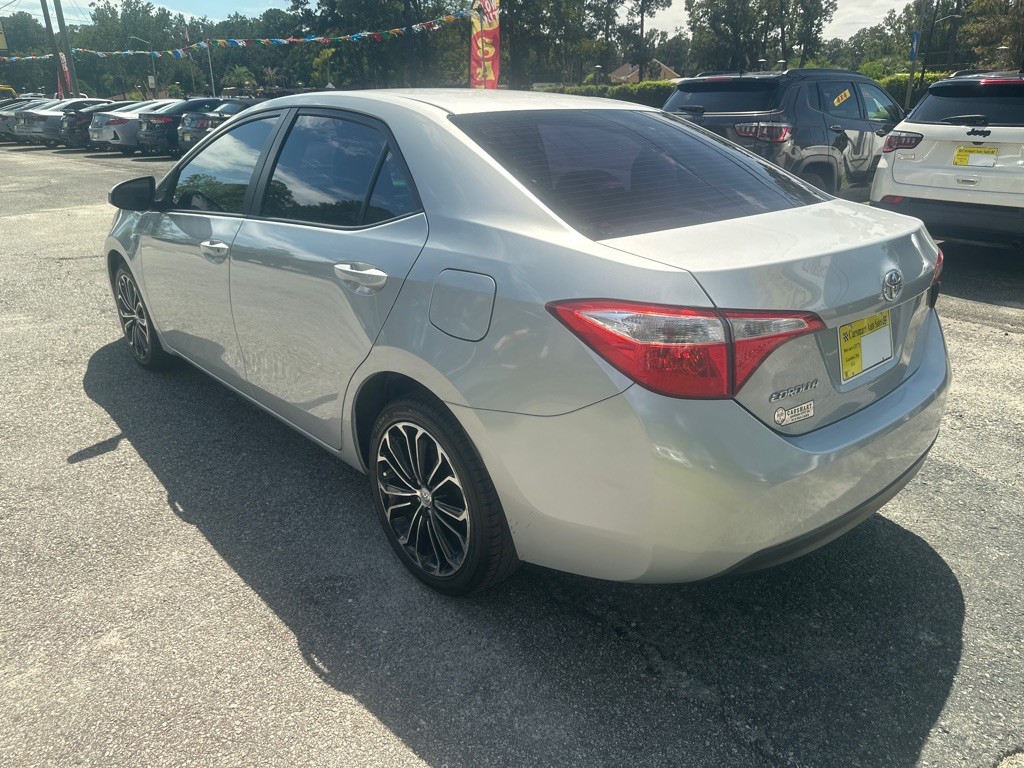 2016 Toyota Corolla Image 3