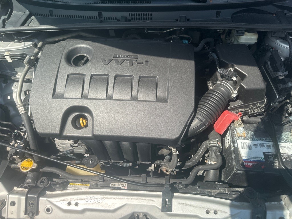 2016 Toyota Corolla Image 16